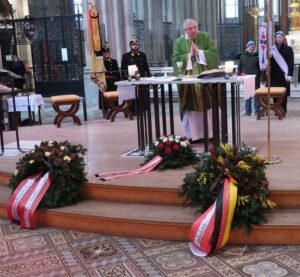 Militärbischof Dr. Werner Freistetter beim Gedenkgottesdienst in der Votivkirche