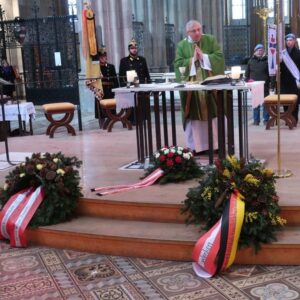 Militärbischof Dr. Werner Freistetter beim Gedenkgottesdienst in der Votivkirche