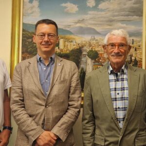 v.l.: Obst a.D. Wolfgang Hübel, Hptm Prof. MMag. Martin Parth, LGF Obst i.R. Dieter Allesch, HR Dr. Alexander Majcan